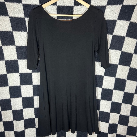 Eileen Fisher Women's Black 100% Silk 3/4 Sleeve Round Neck Dress Size Small - Picture 2 of 6